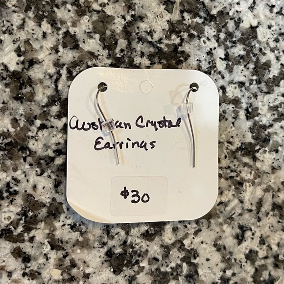 Artisan Crystal Earrings. 3/$7 items 1 free. Offer $14 - Picture 3 of 3